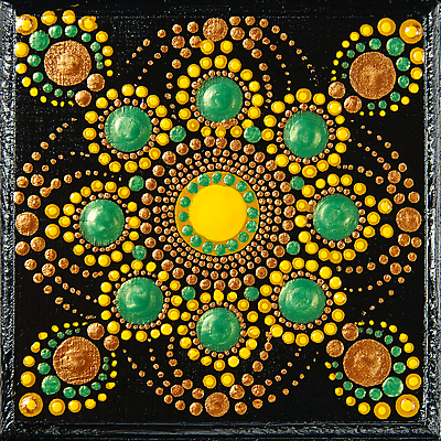 포토 JPG 해외이미지 손 디자인 꽃 백그라운드 패턴 일러스트 추상 휴식 창조 미술 취미 사람없음 장식 빨간색 파란색 컬러풀 페인트 붓 점 원형 센터 집중 심볼 명상 그림 질감 정사각형 만다라 스타일 해외일러스트 도형 식물 컬러 컨셉 무늬 문화예술 신체부위 파일형식 이미지허브