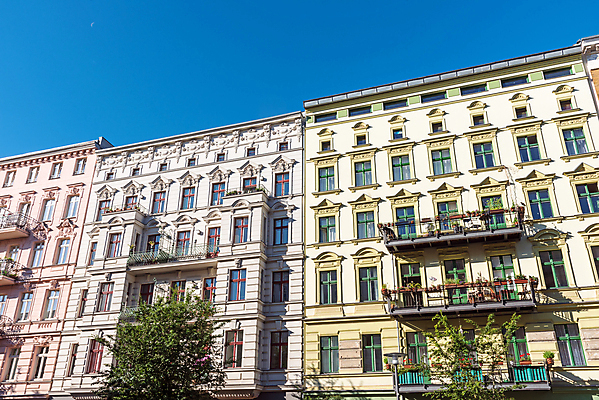 포토 JPG 해외이미지 디자인 외관 유럽 벽 건축양식 창문 벽돌 아파트 주택 독일 사람없음 야외 건물 빨간색 컬러풀 노란색 발코니 도시 역사 재산 고급 타운 베를린 썩음 옛날 진짜 해외포토 건축물 건축 나라 컬러 컨셉 금융 파일형식 이미지허브