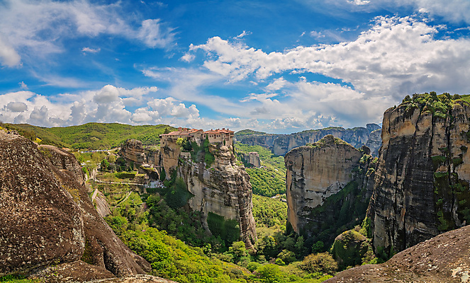 포토 JPG 해외이미지 전통 종교 건축양식 파노라마 사람없음 건물 교회 놀람 역사 재산 정상 그리스 언덕 지역 격려 수도원 동쪽 그리스인 복잡 수녀원 옛날 회랑 메테오라 해외포토 서양인 건축물 건축 감정 유럽 컨셉 종교건축 모션 촬영기법 표정 금융 세계문화유산 복도 방향 파일형식 이미지허브