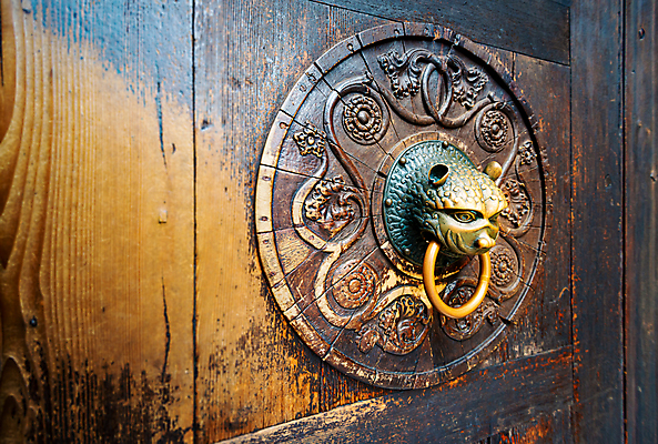 포토 JPG 해외이미지 디자인 외관 유럽 여행 패턴 건축양식 출입구 주택 독일 손잡이 사람없음 건물 목재 장식 갈색 문 금속 유로 수확 골동품 화려 황금 널 입장 묘사 질감 복고 문고리 목각 엘리먼트 옛날 유럽연합 철강 스타일 해외포토 나무 건축물 건축 나라 컬러 컨셉 돈 무늬 농업 재료 재질 파일형식 이미지허브