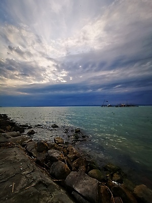 포토 JPG 해외이미지 구름 행복 얼굴 바다 백그라운드 신체 비즈니스 가족 자연 하늘 서기 사람 풍경 사람없음 야외 물 강 사무실 도시 양 보트 그룹 큼 책상 사인 고립 돌봄 해외포토 자연요소 감정 가구 배_교통 포유류 관계 모션 신체부위 크기 생태계 파일형식 이미지허브