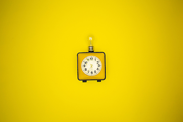 포토 JPG 해외이미지 벽 시계 컨셉 비즈니스 아침 사람없음 초록색 자명종 수확 골동품 종 흰색 시간 클래식 손목시계 오브젝트 복고 공포 타이머 고립 마감 분 옛날 초시계 해외포토 주간 컬러 농업 장신구 알람 파일형식 이미지허브