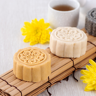 포토 JPG 해외이미지 꽃 디저트 실내 사람없음 찻잔 흰배경 대나무발 월병 해외포토 식물 음식 백그라운드 잔 내부 과자 흰색 중국전통 파일형식 이미지허브