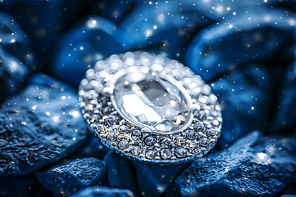포토 JPG 해외이미지 장신구 실내 사람없음 귀걸이 조약돌 화려 우아함 보석 파란배경 다이아몬드 해외포토 백그라운드 컨셉 내부 파란색 돌_바위 광석 파일형식 이미지허브