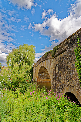 포토 JPG 해외이미지 여행 건축양식 교통시설 자연 하늘 휴가 영국 잉글랜드 사람없음 야외 건물 물 강 평화 마을 맑음 고요 시골 역사 재산 강가 타운 네비게이션 뱃놀이 템스강 해외포토 자연요소 건축물 건축 유럽 교통 컨셉 배_교통 날씨 금융 전통놀이 도시 시설 생태계 파일형식 이미지허브