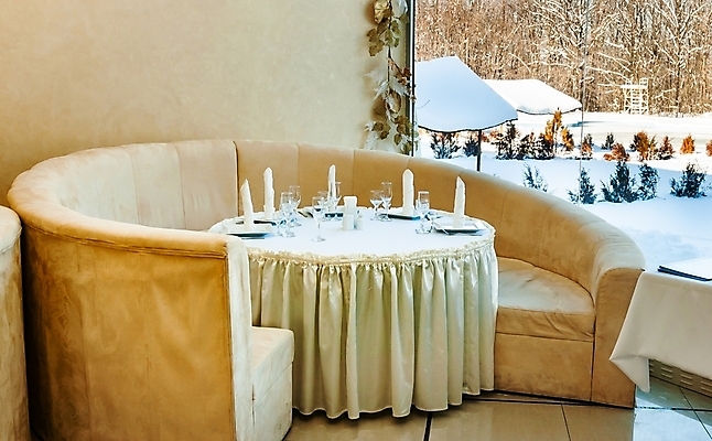 포토 JPG 해외이미지 라이프스타일 디자인 커피 벽 가구 백그라운드 의자 비즈니스 건축양식 창문 유리 탁자 호텔 휴식 바닥 실내 앉기 사람없음 내부 목재 장식 빛 소파 식당 저녁식사 카페 방 흰색 바 휴게실 고급 우아함 클럽 카페테리아 일반 스타일 해외포토 나무 건축 음료 컬러 생활용품 컨셉 재료 모션 재질 숙소 생활 상점 식사 파일형식 이미지허브