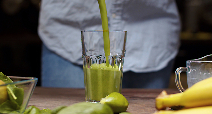 포토 JPG 해외이미지 라이프스타일 여자 음료 다이어트 채소 과일 유리 바나나 건강 요리 사람없음 내부 초록색 건강관리 주방 에너지 붓기 달콤 준비 에코 유기농 만들기 시금치 성분 스무디 영양분 채식주의자 비건 해외포토 웰빙 컬러 모션 재질 관리 사람 생활 환경 맛 채식 파일형식 이미지허브