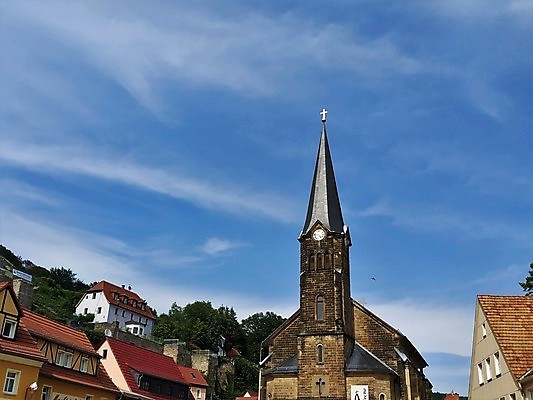 포토 JPG 해외이미지 구름 유럽 종교 길 벽 여행 건축양식 하늘 휴가 산 독일 사람없음 건물 파란색 도시풍경 교회 탑 자전거 바위 도시 바퀴 중세 역사 시장 광석 스위스 언덕 정사각형 타운 첨탑 동쪽 똑같은 파멸 해외포토 자연요소 도형 건축물 건축 나라 컬러 컨셉 종교건축 풍경 바이크 돌_바위 방향 파일형식 소멸 이미지허브