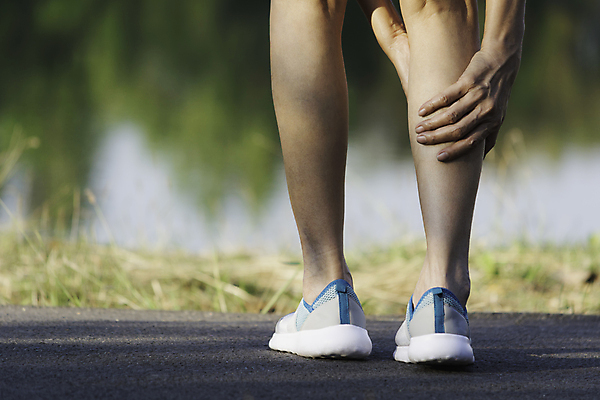 포토 JPG 해외이미지 손 남자 스포츠 백그라운드 신체 근육 건강 사람 성인 사람없음 빨간색 약 검은색 고통 잡기 마사지 상처 무릎 테라피 발목 달리기선수 돌봄 부담 해외포토 감정 컬러 의학 모션 발 신체부위 뷰티 육상선수 파일형식 이미지허브
