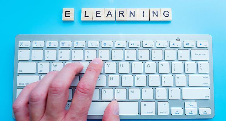 포토 JPG 해외이미지 아이콘 디자인 교육 백그라운드 컨셉 인터넷 비즈니스 텍스트 통신 학교 성공 열쇠 사람없음 단어 스터디 컴퓨터 사무실 디지털 정보 흰색 키보드 가르침 메시지 닫기 심볼 사인 시작 각도 온라인 네비게이션 비네팅 블러 온라인강의 이러닝 인터페이스 키패드 웨비나 해외포토 문자 컬러 모션 촬영기법 전자제품 학습 강의 세미나 파일형식 언택트 이미지허브