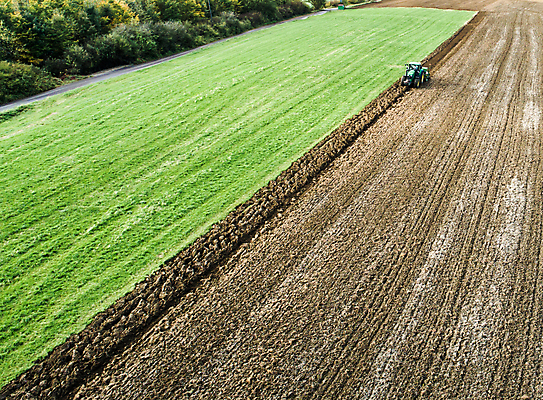 포토 JPG 해외이미지 식물 음식 백그라운드 패턴 밭 농업 자연 안테나 씨앗 풍경 사람없음 야외 치료 초록색 농장 농경지 기계 흙 장비 수확 시골 업무 농부 땅 준비 질감 트랙터 밭일 심기 세련 해외포토 직업 산업 컬러 무늬 통신 의학 모션 작업 농기계 생태계 특수차량 파일형식 이미지허브