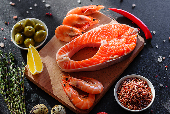 포토 JPG 해외이미지 접시 음식 바다 조각 백그라운드 다이어트 재료 탁자 건강 육류 어류 스테이크 요리 사람없음 빨간색 식당 검은색 식사 저녁식사 어둠 바위 신선 맛 그릴 정상 먹기 레몬 허브 해산물 준비 날것 소금 연어 로즈메리 점심식사 생식 송어 해외포토 식물 식기 컬러 가구 컨셉 과일 식재료 모션 주방용품 서양음식 상점 수중동물 돌_바위 파일형식 이미지허브