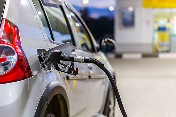 포토 JPG 해외이미지 자동차 사람없음 야외 아웃포커스 야간 주유기 주유 주유소 넣기 주유구 주유건 해외포토 자연요소 육상교통 모션 촬영기법 기계 파일형식 이미지허브