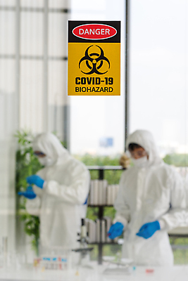 포토 JPG 해외이미지 직업 산업 과학 백그라운드 건강 실험 경고 안전 사람 두명 치료 빨간색 약 노란색 스크린 장비 의사 흰색 업무 실험실 바이러스 보호 질병 위험 심볼 과학자 분석 사인 감염 박테리아 경보 돌봄 백신 전염병 화학물질 해외포토 컬러 컨셉 의학 모션 의료진 작업 화학 학자 파일형식 이미지허브