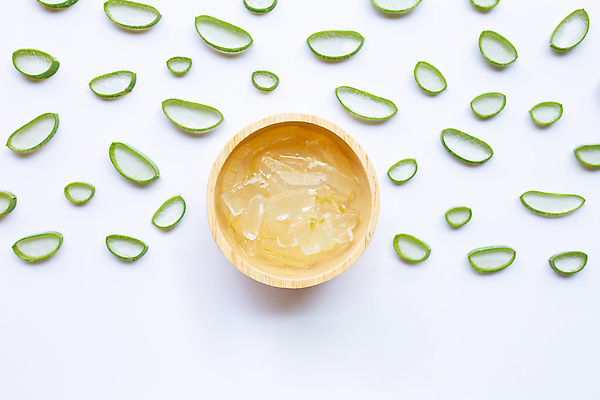 포토 JPG 해외이미지 스튜디오촬영 단면 실내 사람없음 하이앵글 뷰티 흰배경 나무그릇 알로에 해외포토 식물 그릇 뷰포인트 백그라운드 내부 목재 흰색 파일형식 이미지허브