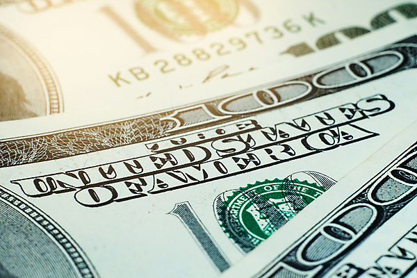 포토 JPG 해외이미지 종이 백그라운드 지폐 돈 비즈니스 성공 사람없음 초록색 금융 판매 세일 달러 미국 저축 성장 변화 재산 심볼 투자 이익 평가 흙더미 회계 계산서 월급 파산 대출 빚 대통령 부정부패 제어 해외포토 컬러 컨셉 북아메리카 경제 흙 파일형식 더미 이미지허브