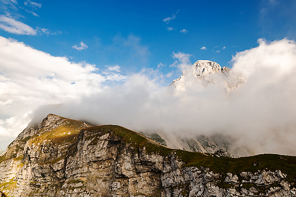 포토 JPG 해외이미지 구름 계절 실루엣 여행 자연 하늘 날씨 산 파노라마 풍경 사람없음 야외 이탈리아 등산 하이킹 안개 황무지 정상 고도 알프스 마법 슬로베니아 절정 해외포토 자연요소 유럽 레저 촬영기법 트래킹 생태계 파일형식 이미지허브