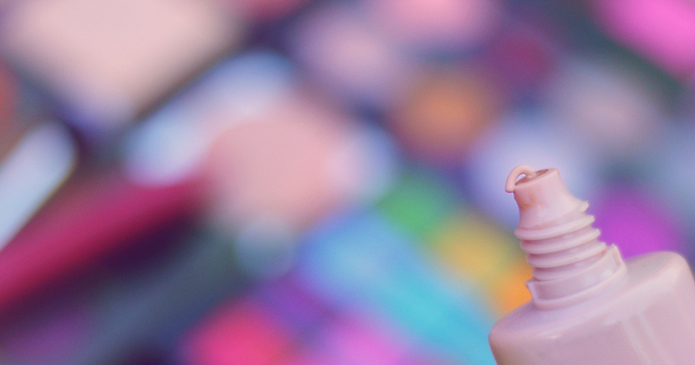 포토 JPG 해외이미지 직업 얼굴 분홍색 백그라운드 그림자 미술 사람없음 초록색 파란색 세트 컬러풀 뷰티 유행 보라색 페인트 화장품 립스틱 붓 화려 팔레트 상품 가루 볼터치 수집 피부 피부관리 만들기 윤곽 예술가 아이섀도 조립 돌봄 해외포토 컬러 컨셉 모션 문화예술 신체부위 화장 파일형식 이미지허브