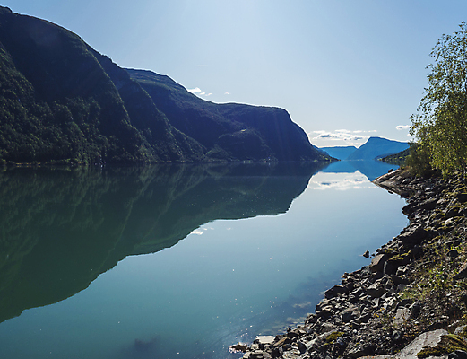 포토 JPG 해외이미지 나무 호수 바다 여행 백그라운드 자연 산 주택 노르웨이 사람없음 야외 초록색 물 파란색 컬러풀 반사 환경 만 황무지 숲 언덕 빙하 엽서 내추럴 스칸디나비아 터키석 해외포토 자연요소 식물 유럽 컬러 건물 보석 편지 생태계 파일형식 이미지허브