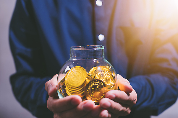 포토 JPG 해외이미지 돈 비즈니스 성공 아이디어 사람 사람없음 금융 경제 쌓기 달러 동전 성장 잡기 비즈니스맨 절약 시장 재산 황금 계획 주식 중개인 분석 투자 만들기 이익 월급 대출 개발 경영 계좌 세금 수입 해외포토 직업 남자 컨셉 모션 직장인 파일형식 이미지허브