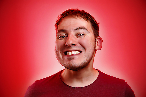 포토 JPG 해외이미지 모델 남자 행복 벽 분홍색 이어폰 백그라운드 셔츠 비즈니스 세포 관리 한명 웃음 사람 성인 빨간색 스마트폰 유행 헤드폰 회색 비즈니스맨 오픈 우아함 중앙 스웨터 스마트 싱글 복고 슛 고립 소셜네트워크 스타일 해외포토 1 감정 컬러 음향기기 컨셉 상의 표정 핸드폰 스마트기기 직장인 파일형식 이미지허브