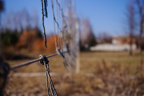 포토 JPG 해외이미지 모래 스포츠 백그라운드 컨셉 공 자연 놀이 하늘 풍경 사람없음 야외 여름 파란색 운동 경쟁 장비 게임 흰색 그물 배구 철 찢어짐 법정 파멸 해외포토 계절 컬러 모션 건강 구기 생태계 파일형식 소멸 이미지허브