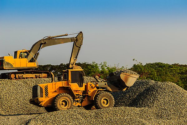 포토 JPG 해외이미지 산업 도로 교통시설 하늘 사람없음 금속 힘 기계 장비 운전 업무 바퀴 큼 광석 땅 불도저 굴착기 버리기 발굴 먼지 암초 트랙터 무거움 공학 개발 땅파기 로딩 채석 해외포토 교육 길 교통 모션 재질 작업 중장비 무게 크기 농기계 시설 특수차량 파일형식 이미지허브