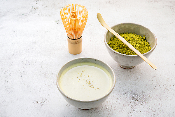 포토 JPG 해외이미지 전통 실내 사람없음 숟가락 사발 다기 녹차 흰배경 녹차가루 말차 차선_다기 해외포토 백그라운드 수저 내부 차_음료 흰색 사기그릇 다도 가루 파일형식 이미지허브