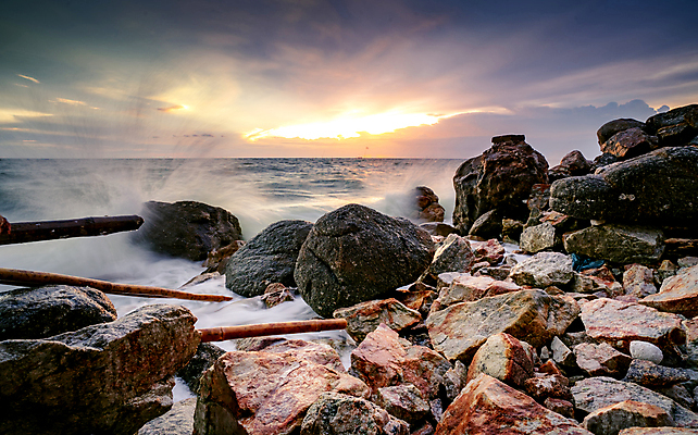 포토 JPG 해외이미지 파도 바다 섬 여행 백그라운드 자연 하늘 날씨 추상 휴가 해변 사람없음 야외 물 파란색 햇빛 태양 뷰티 일출 환경 힘 일몰 거품 젖음 만 서핑 황금 떨어짐 휴양지 분무기 격파 파라다이스 스플래쉬 해외포토 자연요소 컬러 컨셉 무늬 모션 노을 장소 수상스포츠 생태계 파일형식 이미지허브