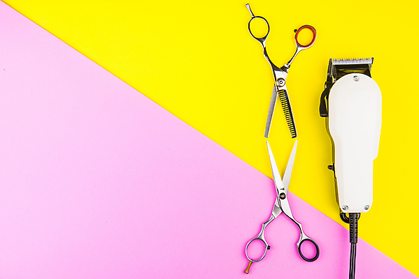 포토 JPG 해외이미지 직업 헤어스타일 디자인 여자 백그라운드 수염 기술 사람없음 빛 뷰티 노란색 유행 상점 금속 장비 흰색 잡기 머리빗 우아함 은색 미용사 이발 자르기 오브젝트 날카로움 손질 몸단장 이발소 고립 돌봄 스타일리스트 이발사 철강 커터 스타일 해외포토 컬러 컨셉 모션 재질 사람 미용용품 뷰티샵 파일형식 이미지허브