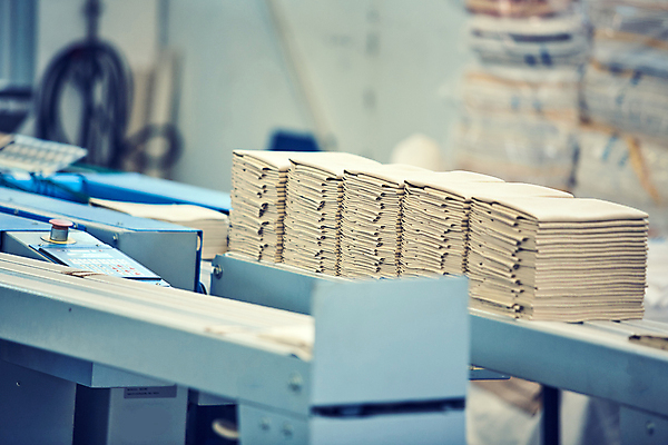 포토 JPG 해외이미지 산업 백그라운드 호텔 건조 사람없음 빨간색 쌓기 이불 식탁보 흰색 침대 직물 면 그룹 빨래 질감 시트 흙더미 세탁소 접기 많음 해외포토 컬러 가구 컨셉 가사 침구 모션 숙소 흙 파일형식 더미 이미지허브