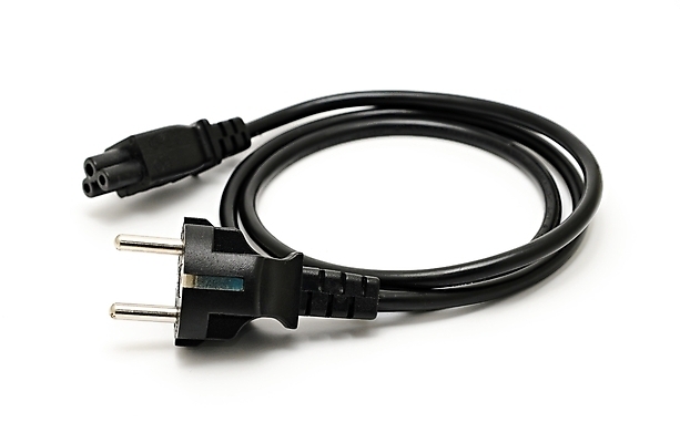 포토 JPG 해외이미지 유럽 선 백그라운드 사람없음 검은색 힘 장비 에너지 흰색 플러그 코드 연결 플라스틱 오브젝트 싱글 전자 철사 볼트 전압 표준 공급 해외포토 나라 컬러 재질 공구 파일형식 이미지허브