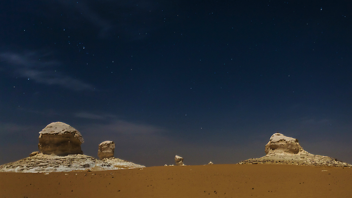 포토 JPG 해외이미지 공원 모래 조각 여행 백그라운드 아프리카 자연 하늘 건조 이집트 풍경 사람없음 야외 파란색 여행객 일출 버섯 침묵 일몰 사막 바위 흰색 땅 사파리 부식 분필 암초 멀리 사하라 내추럴 석회암 오아시스 지질학 카이로 해외포토 공공시설 교육 나라 컬러 사람 노을 소리 암석 돌_바위 초크 생태계 파일형식 이미지허브