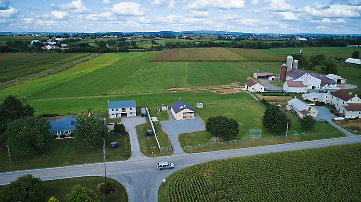 포토 JPG 해외이미지 나무 식물 계절 산업 음식 잎 밭 농업 자연 하늘 안테나 옥수수 사람없음 야외 초록색 파란색 농작물 태양 농장 농경지 일출 환경 일몰 봄 수확 성장 시골 낟알 땅 밀 유기농 장면 내추럴 외양간 드론 밭일 줄서기 세련 해외포토 자연요소 웰빙 컬러 통신 모션 곡류 노을 생태계 파일형식 이미지허브