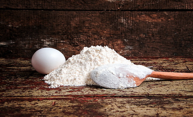 포토 JPG 해외이미지 사람없음 케이크 숟가락 밀가루 제빵 버터 밀가루반죽 제빵도구 해외포토 디저트 수저 제과제빵 가루 반죽 파일형식 이미지허브