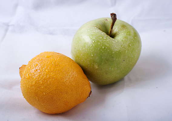 포토 JPG 해외이미지 라이프스타일 음식 백그라운드 컨셉 오렌지 과일 자연 귤 건강 3 사람없음 빨간색 초록색 물 컬러풀 노란색 주스 흰색 신선 사과 레몬 고립 해외포토 자연요소 음료 컬러 생활 생태계 파일형식 이미지허브