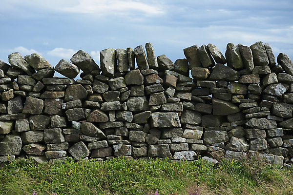 포토 JPG 해외이미지 모양 식물 구름 디자인 벽 분홍색 백그라운드 패턴 하늘 추상 벽돌 건조 돌담 석조 풍경 사람없음 옆모습 초록색 여름 파란색 우주 맑음 보라색 회색 바위 시골 플랫 묘사 질감 역동적 심플 암초 내추럴 기본 옛날 평야 불규칙 스타일 해외포토 자연요소 계절 뷰포인트 컬러 컨셉 무늬 자연 날씨 담장 돌_바위 파일형식 이미지허브