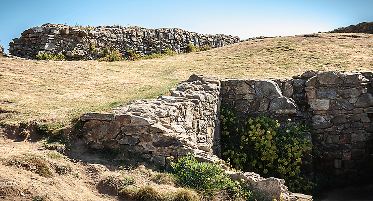 포토 JPG 해외이미지 유럽 모래 바다 섬 백그라운드 건축양식 자연 하늘 날씨 해변 사람없음 탑 젖음 프랑스 성 중세 폐허 질감 암초 D 대서양 천연기념물 프랑스어 로스앤젤레스 옛날 폭풍우 비용 해외포토 문자 건축물 알파벳 건축 나라 경제 미국 비_날씨 역사 자연재해 생태계 파일형식 이미지허브