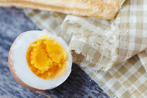 포토 JPG 해외이미지 음식 조각 백그라운드 다이어트 재료 자연 건강 요리 사람없음 목재 농장 노란색 주방 계란 식사 치킨 껍질 흰색 신선 원형 아침식사 자르기 먹기 유기농 슬라이스 노른자 내추럴 끓이기 단백질 삶기 해외포토 도형 나무 웰빙 컬러 농업 모션 알 생태계 닭고기요리 영양소 파일형식 이미지허브