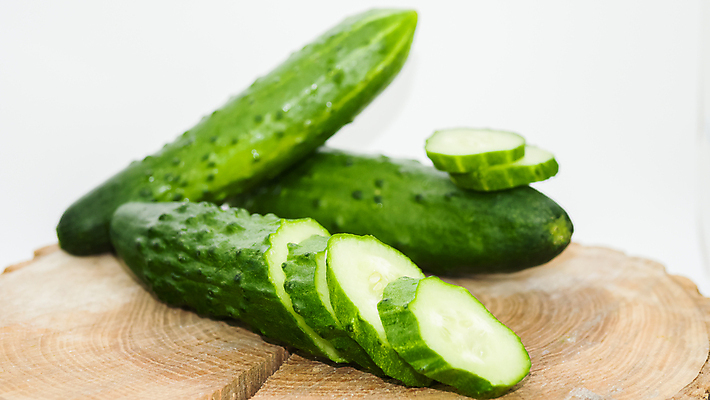 포토 JPG 해외이미지 식물 라이프스타일 접시 손 음식 조각 백그라운드 다이어트 토마토 채소 재료 자연 탁자 양파 오이 실내 건강 옥수수 요리 사람없음 목재 빨간색 초록색 주방 식사 샐러드 흰색 시골 신선 그룹 칼 맛 상추 자르기 먹기 오브젝트 준비 상쾌 유기농 날것 슬라이스 후추 바질 내추럴 고립 숙성 채식주의자 핸드메이드 개조 비건 해외포토 나무 식기 웰빙 감정 컬러 가구 컨셉 모션 곡류 내부 생활 신체부위 향신료 생태계 채식 파일형식 이미지허브