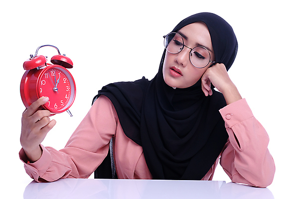 포토 JPG 해외이미지 직업 라이프스타일 응시 감정 종교 시계 손가락 아이디어 한명 미소 손짓 20대 성인 가로 경제 숫자 보라색 기쁨 가리킴 표현 시간 비즈니스우먼 자신감 입 중앙 이슬람교 자르기 긍정 보여주기 히스패닉 경영 고립 관리자 마감 아랍어 카운트다운 해외포토 문자 1 손 시선 여자 컬러 컨셉 비즈니스 모션 표정 사람 청년 생활 신체부위 직장인 파일형식 이미지허브