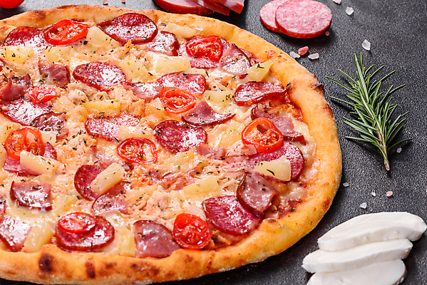 포토 JPG 해외이미지 전통 음식 조각 백그라운드 토마토 채소 탁자 치즈 피자 패스트푸드 육류 요리 사람없음 목재 식당 식사 저녁식사 버섯 이탈리아 껍질 시골 뜨거움 소시지 닫기 이탈리아음식 맛 정상 굽기 허브 속도 매움 햄 레시피 후추 바질 모짜렐라치즈 살라미 페퍼로니 해로움 핸드메이드 해외포토 나무 식물 유럽 가구 컨셉 식재료 재료 모션 유제품 서양음식 상점 가공식품 인스턴트 구이 향신료 파일형식 이미지허브