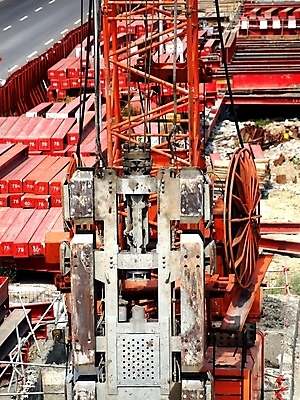 포토 JPG 해외이미지 산업 도로 밧줄 사람없음 빨간색 빛 숫자 기계 장비 바퀴 땅 철 송곳 철강 해외포토 문자 길 줄 컬러 교통시설 파일형식 이미지허브