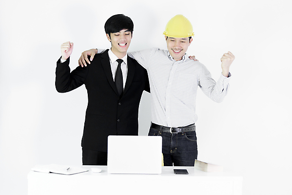 포토 JPG 해외이미지 백인 직업 행복 백그라운드 셔츠 비즈니스 사업가 성공 악수 관리 협상 사람 동양인 정장 두명 파란색 사무실 노란색 믿음 검은색 거래 흰색 축하 비즈니스맨 계획 헬멧 종업원 고객 계약 면접 약속 고립 골 채용 해외포토 서양인 옷 남자 감정 컬러 컨셉 상의 인종 손짓 직장인 보호장비 파일형식 이미지허브