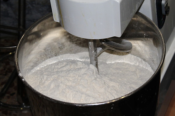 포토 JPG 해외이미지 공장 실내 사람없음 반죽 밀가루 제빵기구 반죽기 해외포토 공업 주방용품 내부 가루 파일형식 이미지허브