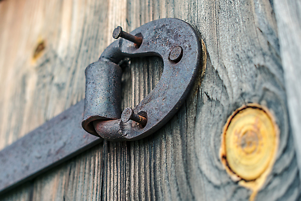 포토 JPG 해외이미지 라이프스타일 산업 농업 건축양식 표면 열쇠 주택 손잡이 안전 사람없음 야외 목재 울타리 농장 갈색 문 마을 금속 수확 골동품 거친 손톱 철 버리기 묘사 부식 폐허 통로 질감 복고 잠금 보안 대문 열쇠구멍 해킹 외양간 깨짐 엘리먼트 옛날 철강 해외포토 나무 손 건축 컬러 컨셉 재료 모션 재질 건물 생활 담장 파일형식 이미지허브