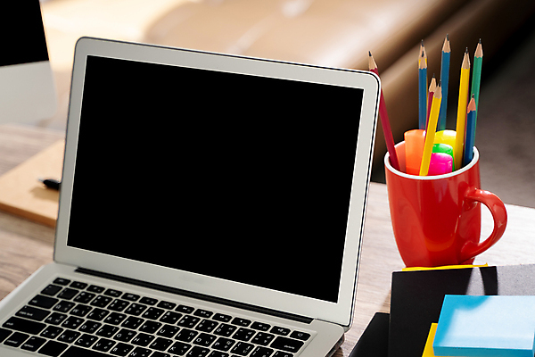 포토 JPG 해외이미지 라이프스타일 커피 선 백그라운드 인터넷 비즈니스 탁자 주택 직장 관리 사람 사람없음 내부 목재 노트북 컴퓨터 사무실 우주 스크린 공책 웹 공백 방 타이핑 업무 작업 오픈 작업실 메시지 닫기 도서관 정상 책상 복고 내추럴 옛날 목업 스타일 해외포토 나무 교육 음료 가구 회사 재료 모션 문구용품 건물 생활 전자제품 파일형식 이미지허브