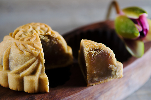 포토 JPG 해외이미지 전통 아시아 문화 음식 백그라운드 주방용품 디저트 기념 연꽃 동양인 사람없음 장식 케이크 축제 중국 달 가을 등불 축하 달콤 정상 반죽 노른자 해외포토 자연요소 계절 꽃 나라 생활용품 컨셉 조명 인종 계란 맛 파일형식 이미지허브