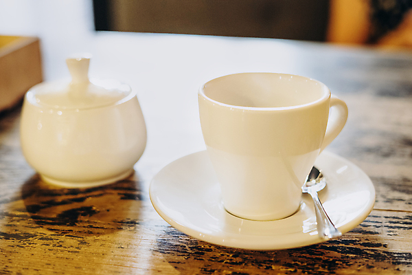 포토 JPG 해외이미지 커피 음료 음식 백그라운드 탁자 아침 휴식 디저트 사람없음 목재 컵 빛 갈색 쿠키 초콜릿 검은색 어둠 카페 빵집 우유 머그컵 흰색 신선 뜨거움 액체 달콤 맛 아침식사 설탕 컵받침 유기농 아로마 향 아메리카노 버터 카푸치노 에스프레소 내추럴 점심식사 단절 라떼 카페인 핸드메이드 해외포토 주간 나무 식기 웰빙 컬러 가구 컨셉 재료 유제품 상점 식사 받침대 파일형식 이미지허브