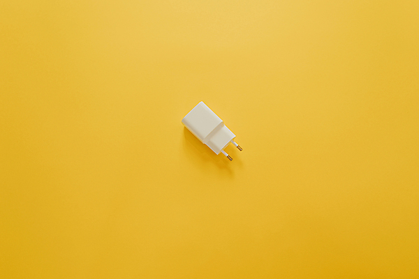 포토 JPG 해외이미지 부분 모바일 사람없음 초록색 빛 스마트폰 컴퓨터 웹 힘 장비 운전 에너지 정보 원형 콘센트 지시 휴대용 오브젝트 서비스 에코 고정 수납 잡종 베터리 요금 지원 충전기 하드웨어 해외포토 도형 컬러 인터넷 모션 전자제품 핸드폰 스마트기기 환경 기계 충전 파일형식 이미지허브